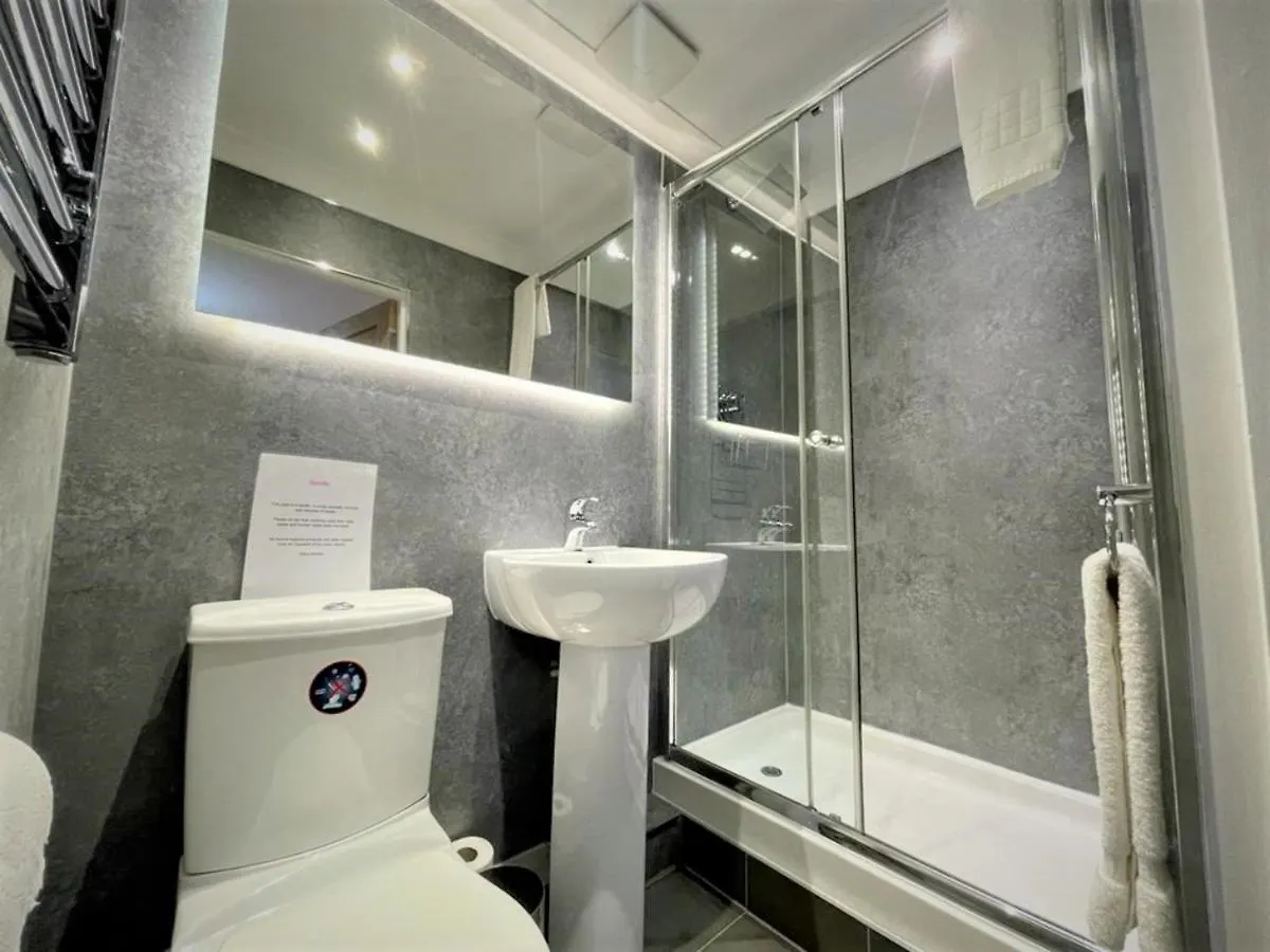 Apartment Elite 3 Bed New Town Apt With Private Walled Garden Edinburgh Großbritannien
